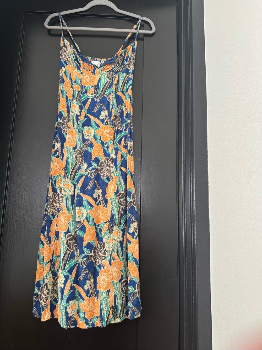 Urban Outfitters UO Kamaryn Tie-Front Floral Midi Dress XS